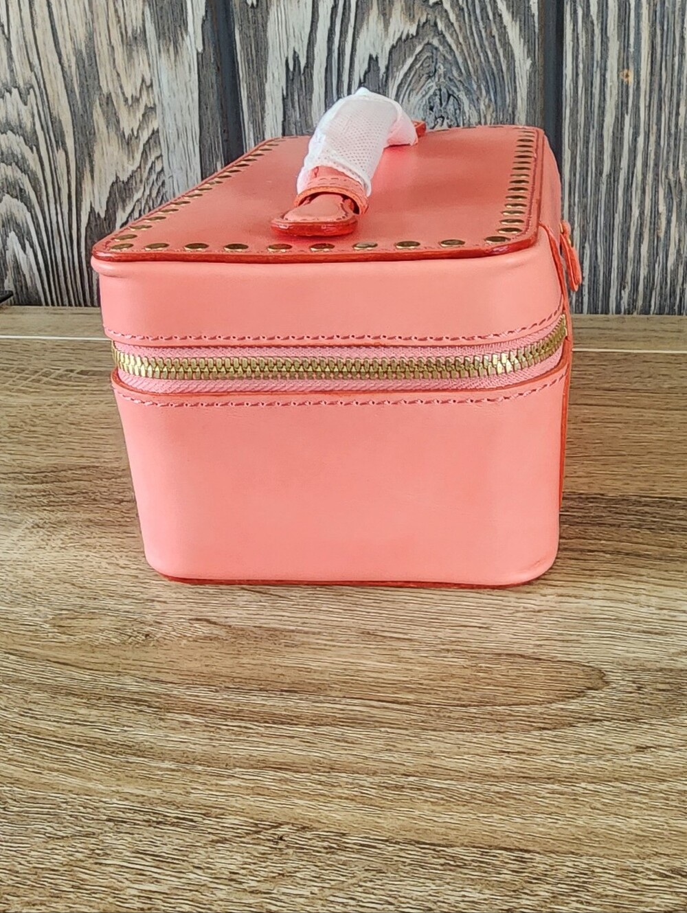 Old Trend Clivia Travel Leather Beauty Box NWT slight Flaw - Picture 3 of 8